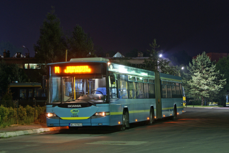 Powrót z sylwestra autobusem PKM