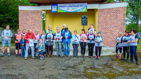 Dzisiaj ponad 120 osób wzięło udział w II Wakacyjnym Rajdzie Nordic Walking w Byczynie.