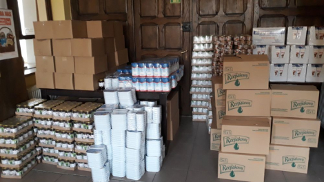 600 osób otrzymało paczki żywnościowe - fot. MOPS Jaworzno