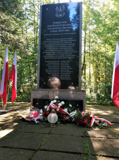 Fot. UM Jaworzno 77. rocznica pacyfikacji leśniczówki w Jeziorkach